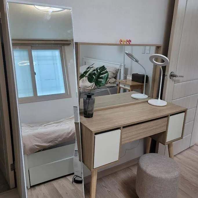 Incheon Sungeuidong Happy Stay For 10 Pax Apartment